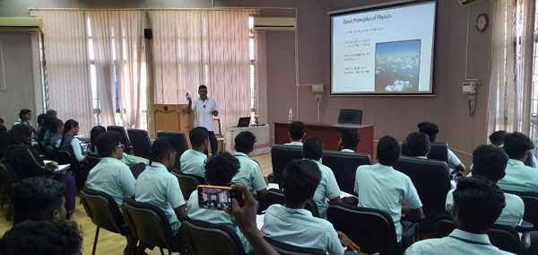Adakkathulla Appa College for Arts & Science students and faculties visited to EGRL on 3rd April 2023