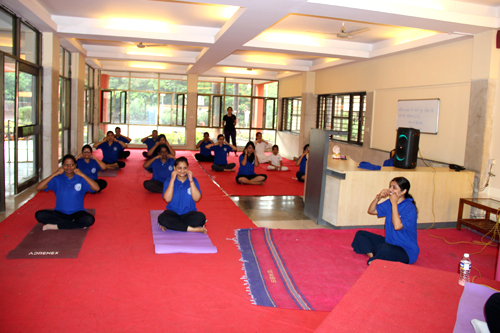 International Day of Yoga (IDY) was celebrated at IIG