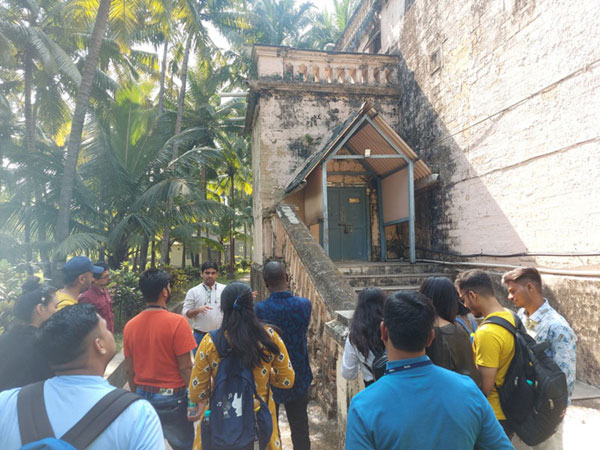 The 13th Space and Atmospheric Science PG diploma Course (SAS-13) visited the historic Colaba-Alibag magnetic observatory